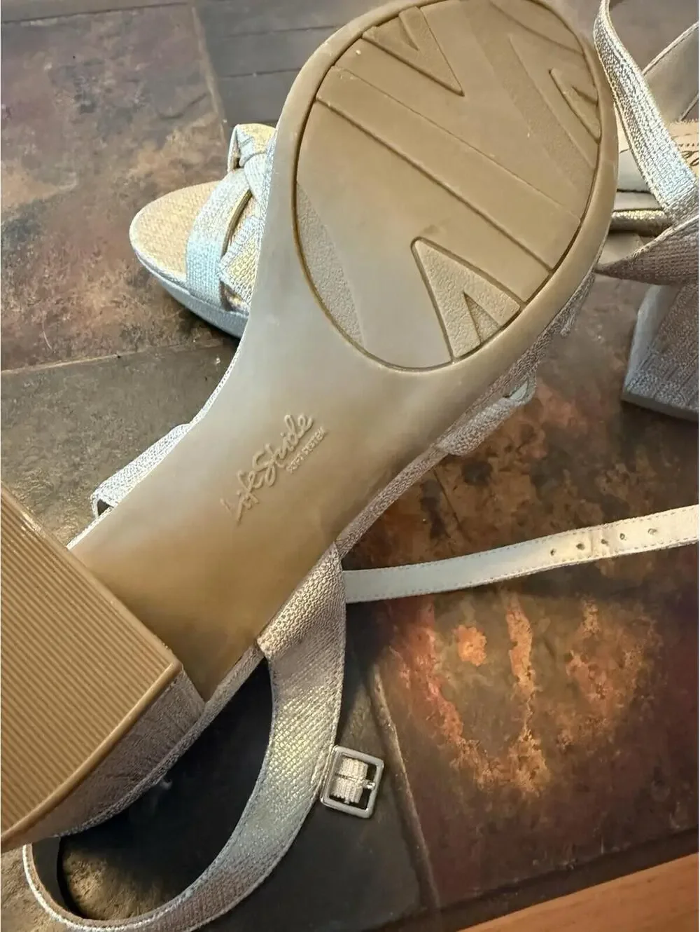 LifeStride  Gold LEATHER STRAPPY SANDAL Gold Sz 40